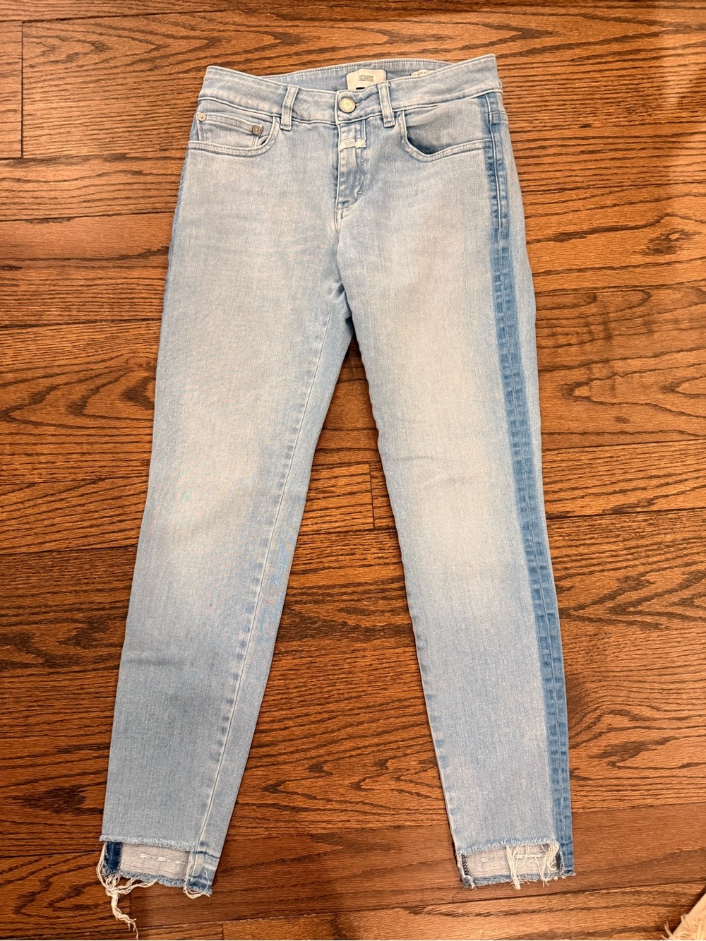 Closed Two-Tone Light Blue Skinny Jeans